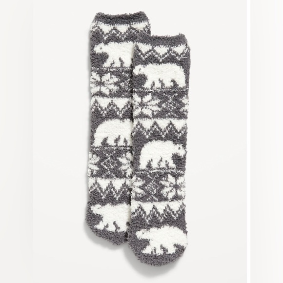 Old Navy Accessories - ⭐️*2/$10* ⭐️OLD NAVY Cozy Crew Socks for Women in Fairisle grey -NWT